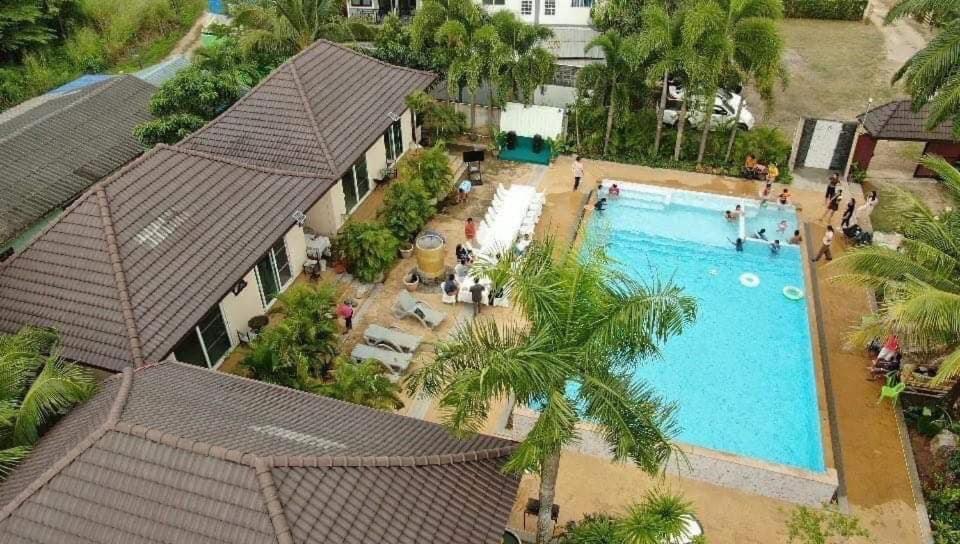Thip Siam Village Ao Nam Mao Extérieur photo
